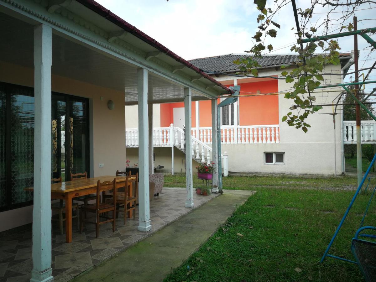 Hotel Nini'S Sweet House Matkhoji Esterno foto