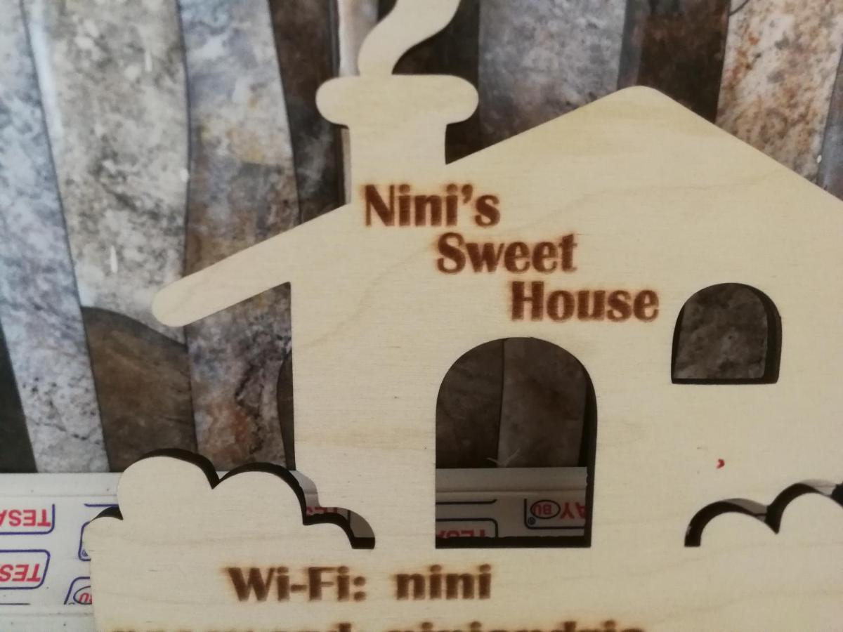 Hotel Nini'S Sweet House Matkhoji Esterno foto